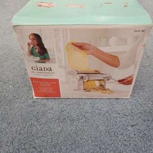 Pasta maker